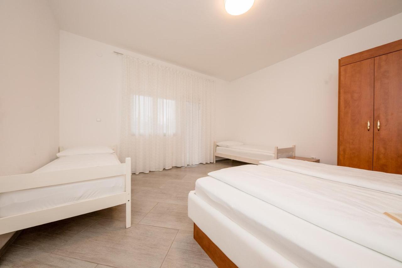 Apartments Kos Supetarska Draga Extérieur photo